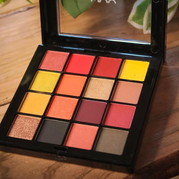 NYX - Professional Eye Shadow Palette (Original)