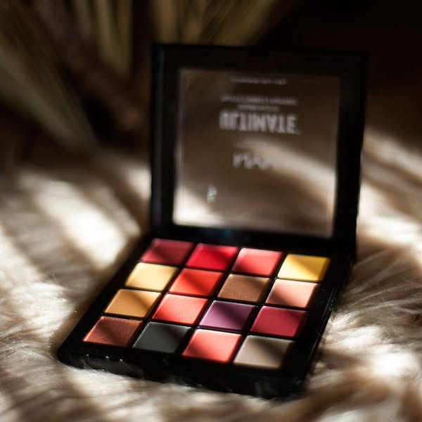 NYX - Professional Eye Shadow Palette (Original)